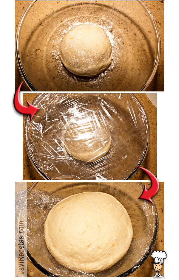Utiliza la rasqueta de panadero para transportar los ingredientes picados